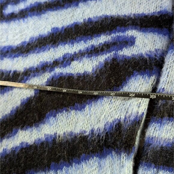 Anthropologie Salma Wavy Striped Sweater Women's Medium Navy Blue Eyelash - Picture 5 of 6